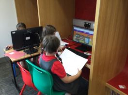 P4 Researching for their Explanation Writing ✍️ 💻