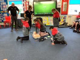 P7 learn life saving skills!